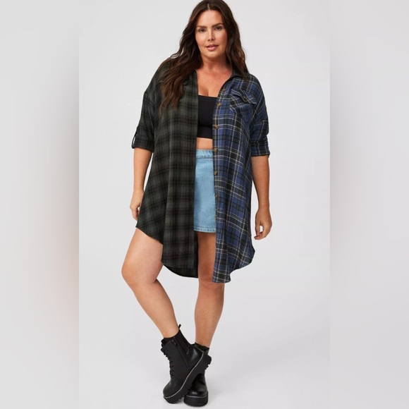 Torrid Flannel Gauze Oversized Shacket - Picture 1 of 9